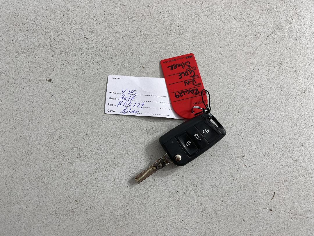 Photo '22' of Volkswagen Golf Photo '22' of Volkswagen Golf