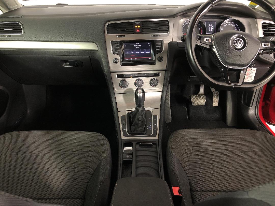 Photo '17' of Volkswagen Golf