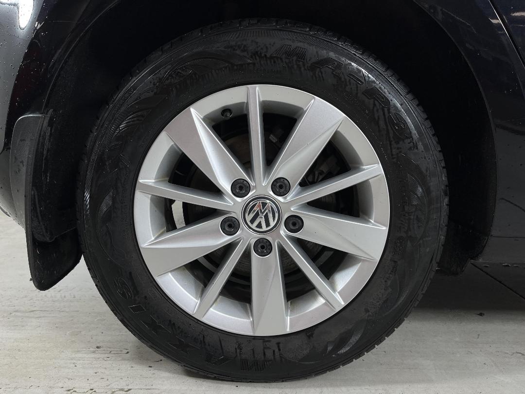 Photo '12' of Volkswagen Golf