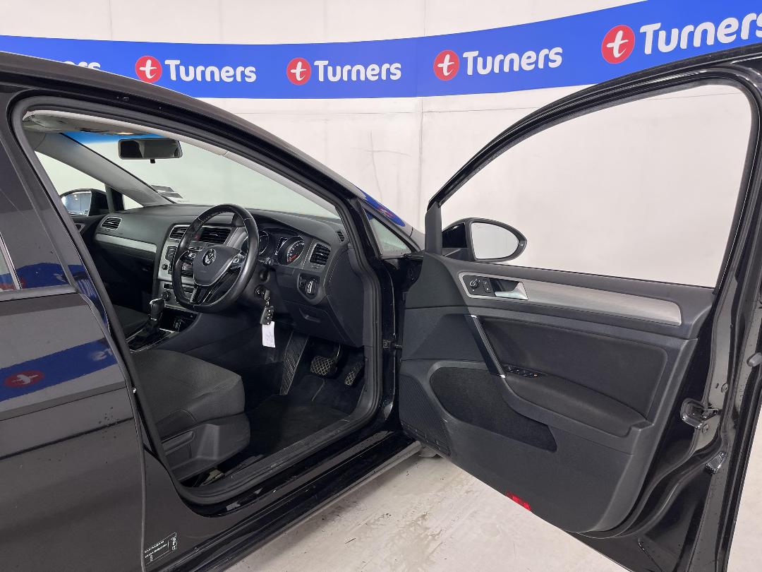 Photo '15' of Volkswagen Golf