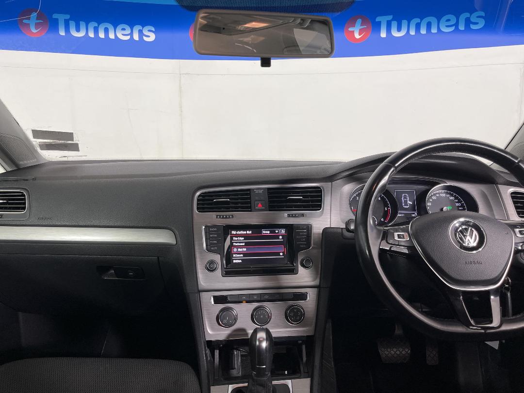 Photo '17' of Volkswagen Golf