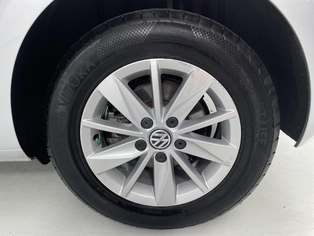 Photo '11' of Volkswagen Golf