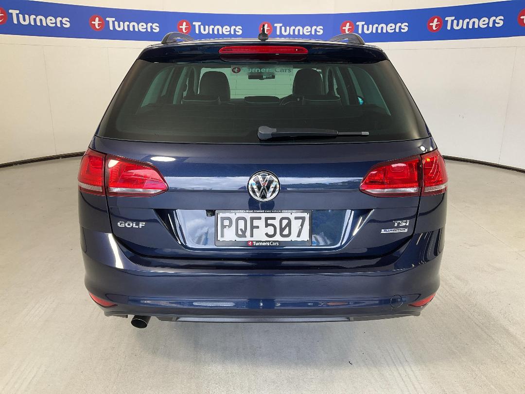 Photo '6' of Volkswagen Golf