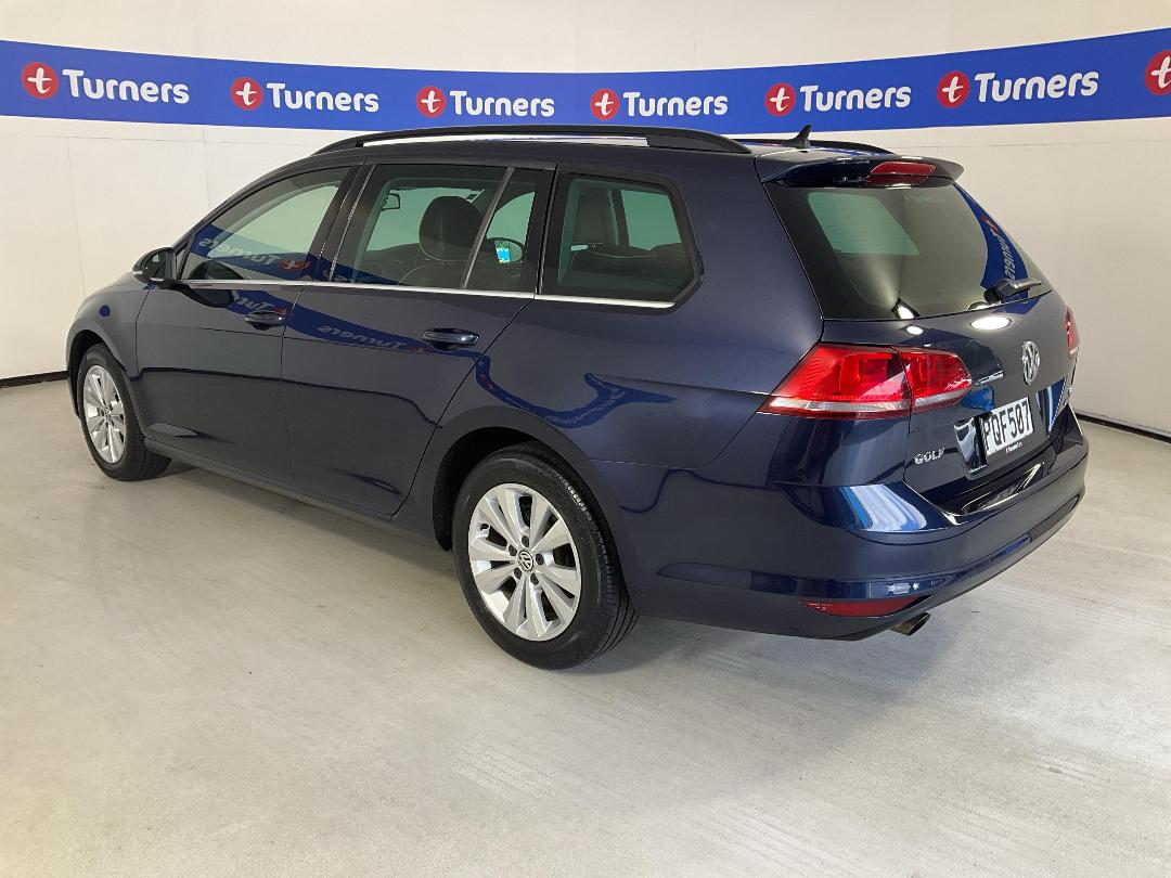 Photo '5' of Volkswagen Golf