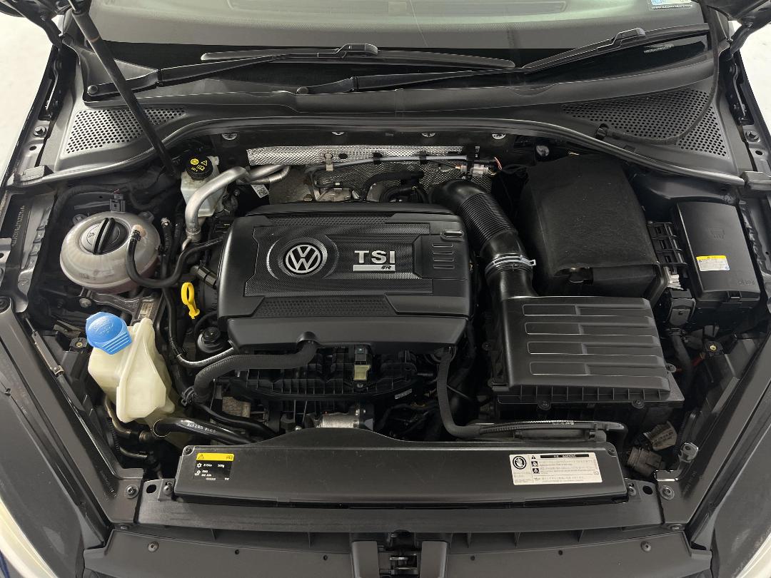 Photo '13' of Volkswagen Golf Photo '13' of Volkswagen Golf