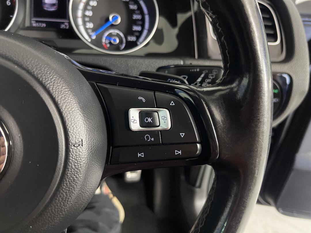 Photo '23' of Volkswagen Golf Photo '23' of Volkswagen Golf