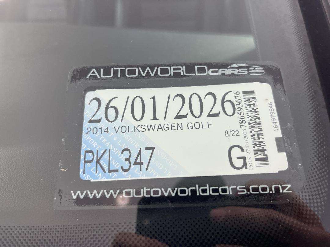 Photo '30' of Volkswagen Golf Photo '30' of Volkswagen Golf