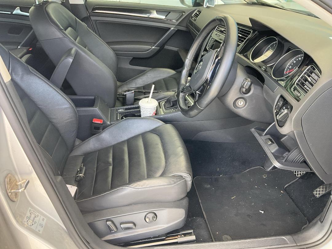 Photo '19' of Volkswagen Golf TSI Highline Photo '19' of Volkswagen Golf TSI Highline