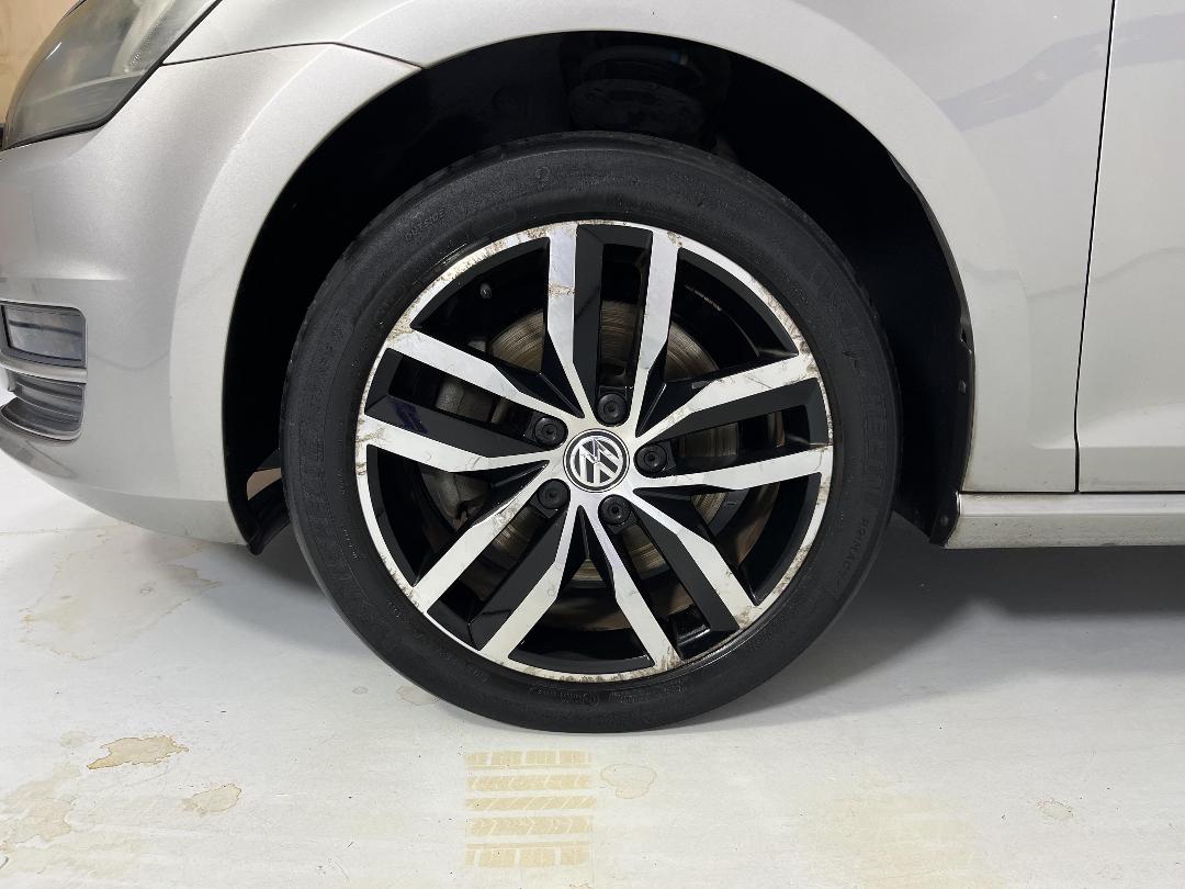 Photo '10' of Volkswagen Golf Photo '10' of Volkswagen Golf