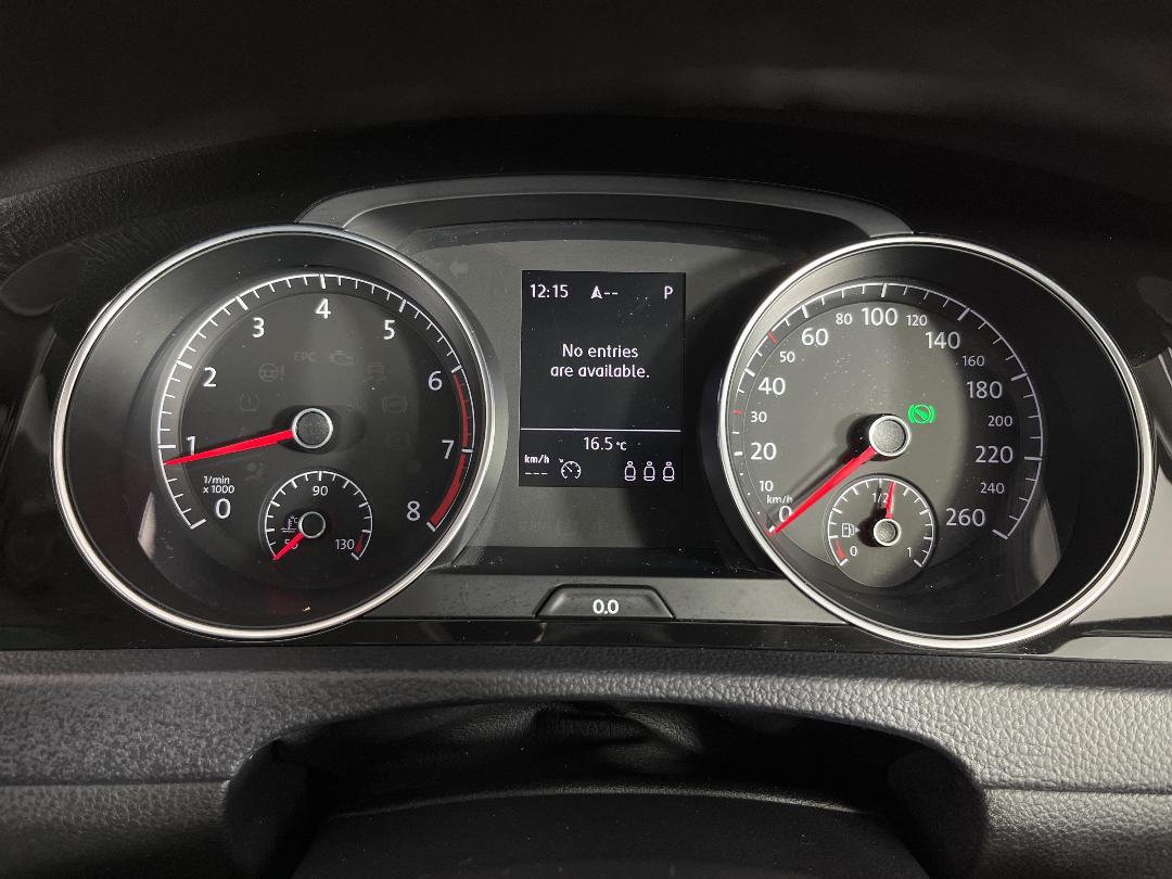 Photo '21' of Volkswagen Golf Photo '21' of Volkswagen Golf