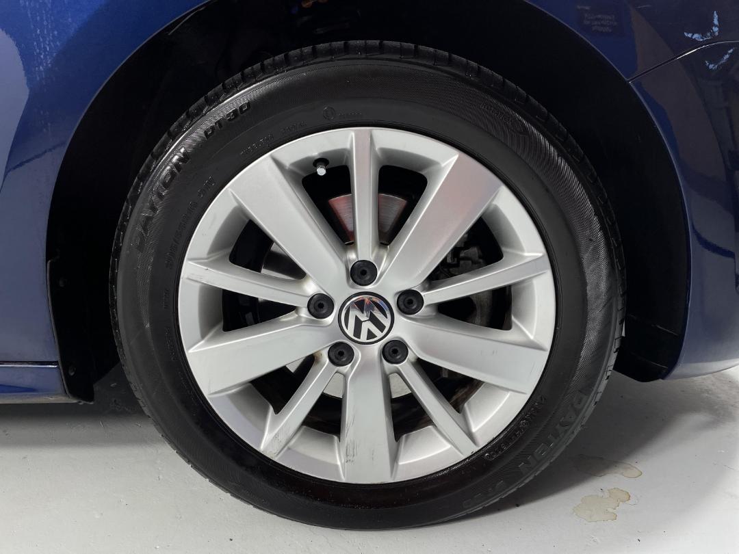 Photo '9' of Volkswagen Jetta Photo '9' of Volkswagen Jetta