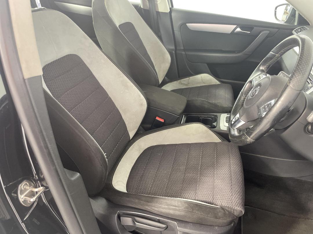 Photo '16' of Volkswagen Passat