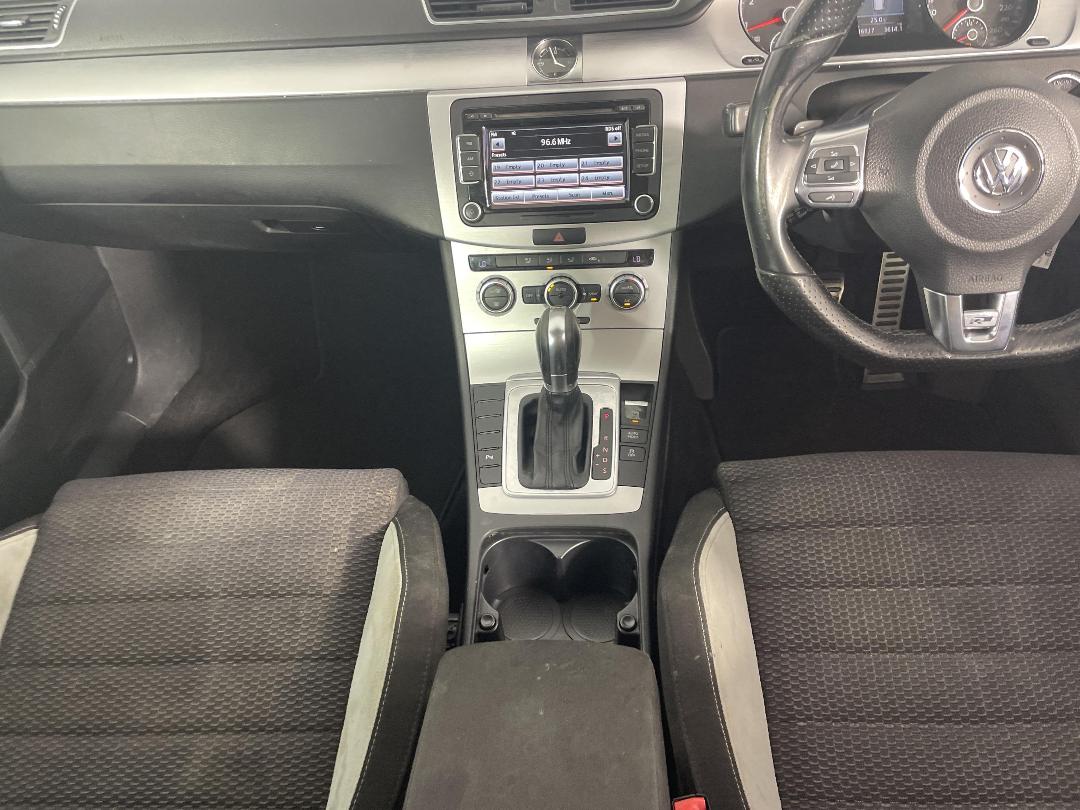 Photo '18' of Volkswagen Passat