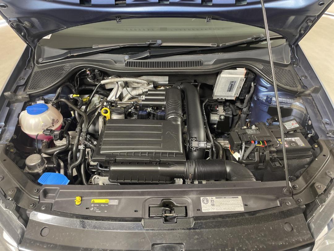 Photo '13' of Volkswagen Polo Photo '13' of Volkswagen Polo