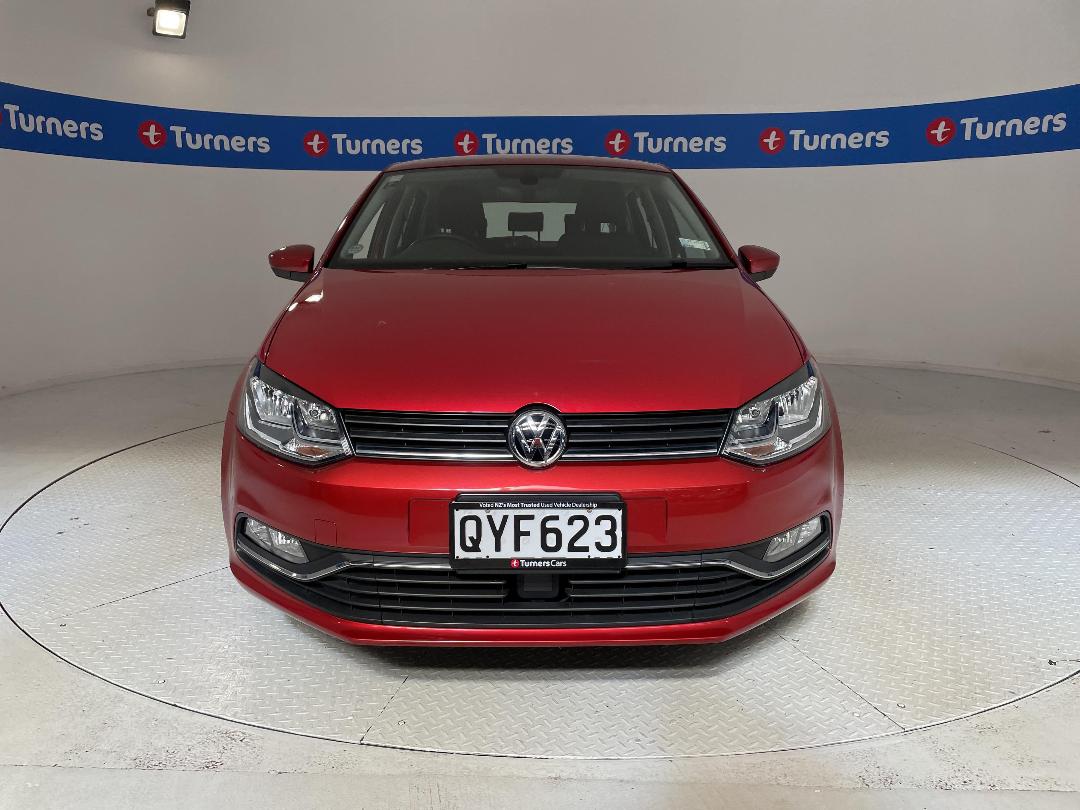 Photo '2' of Volkswagen Polo Photo '2' of Volkswagen Polo