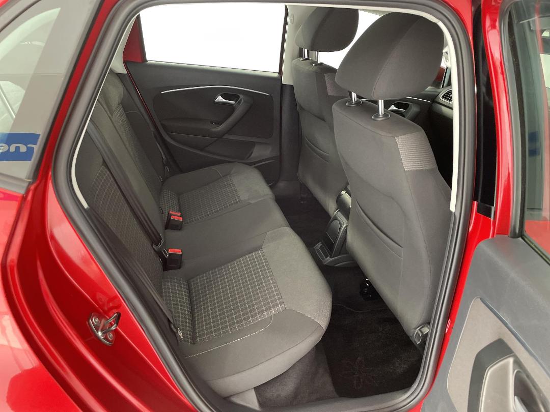 Photo '20' of Volkswagen Polo Photo '20' of Volkswagen Polo