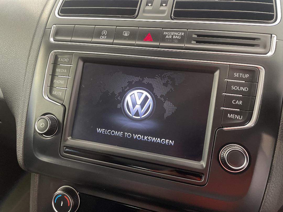 Photo '28' of Volkswagen Polo Photo '28' of Volkswagen Polo