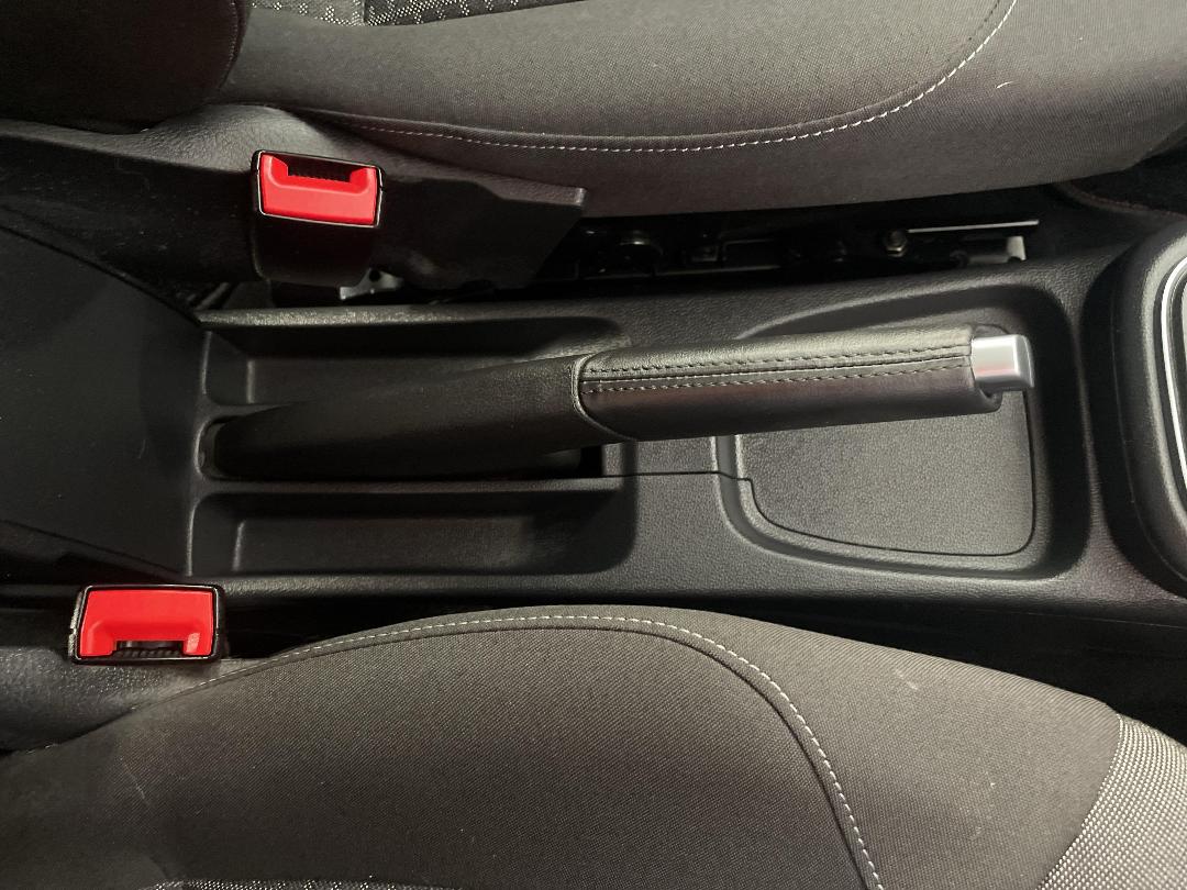 Photo '32' of Volkswagen Polo Photo '32' of Volkswagen Polo