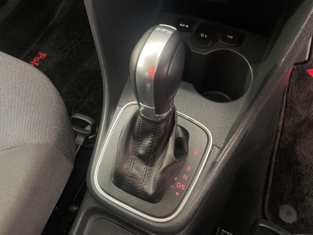 Photo '31' of Volkswagen Polo Photo '31' of Volkswagen Polo