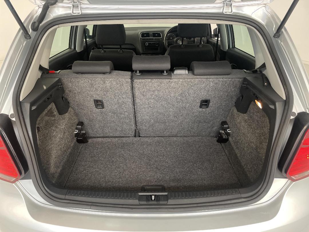 Photo '14' of Volkswagen Polo Photo '14' of Volkswagen Polo