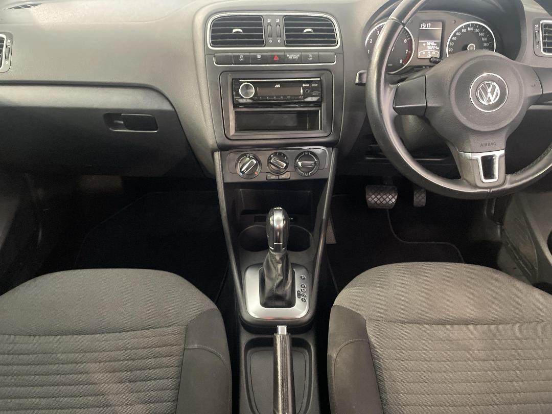 Photo '18' of Volkswagen Polo Photo '18' of Volkswagen Polo