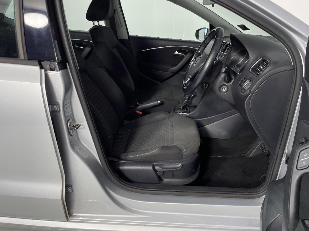 Photo '16' of Volkswagen Polo