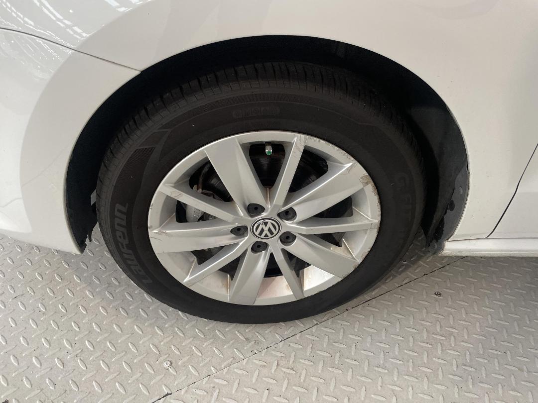 Photo '10' of Volkswagen Polo