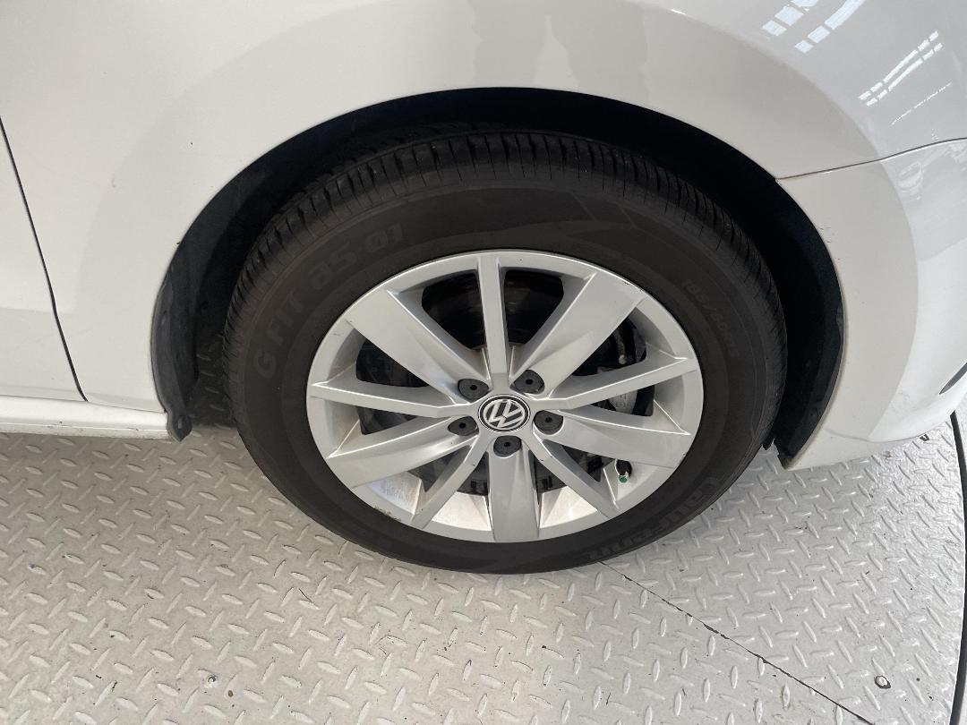 Photo '9' of Volkswagen Polo