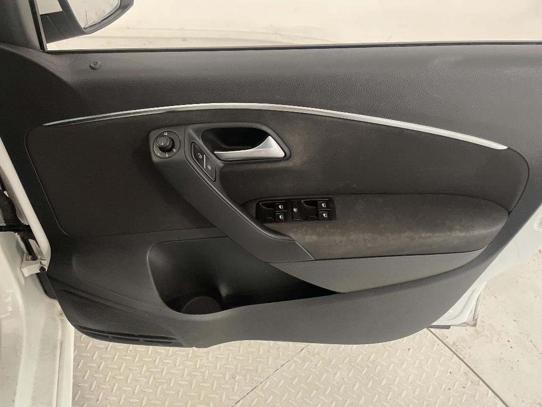 Photo '15' of Volkswagen Polo