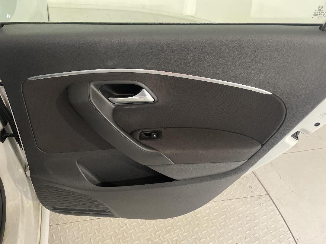 Photo '19' of Volkswagen Polo