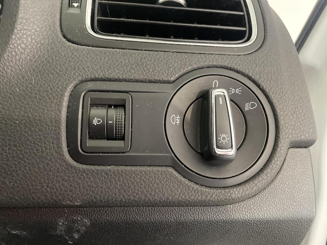 Photo '24' of Volkswagen Polo