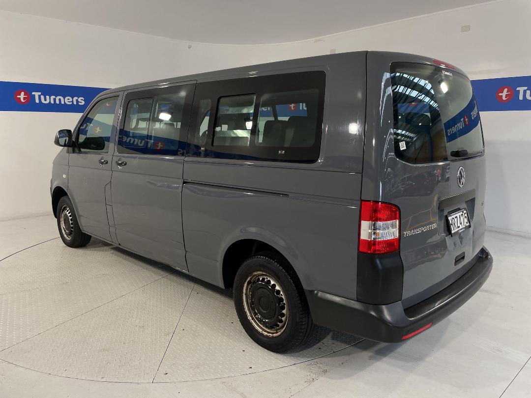 Photo '5' of Volkswagen T5