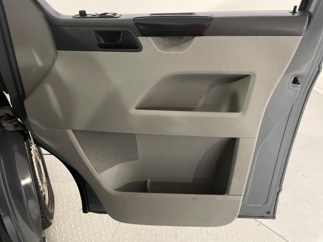 Photo '15' of Volkswagen T5