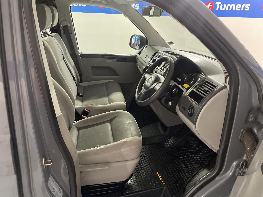 Photo '16' of Volkswagen T5