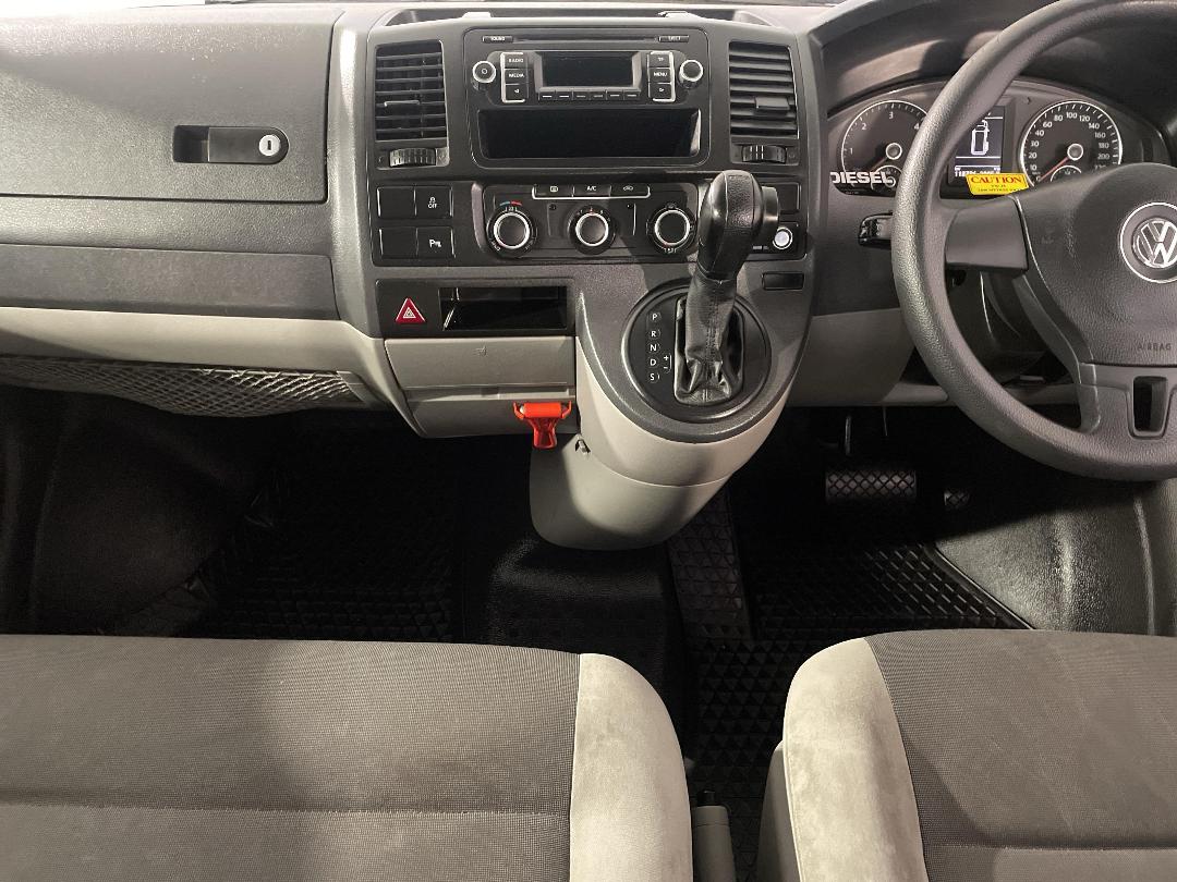 Photo '18' of Volkswagen T5