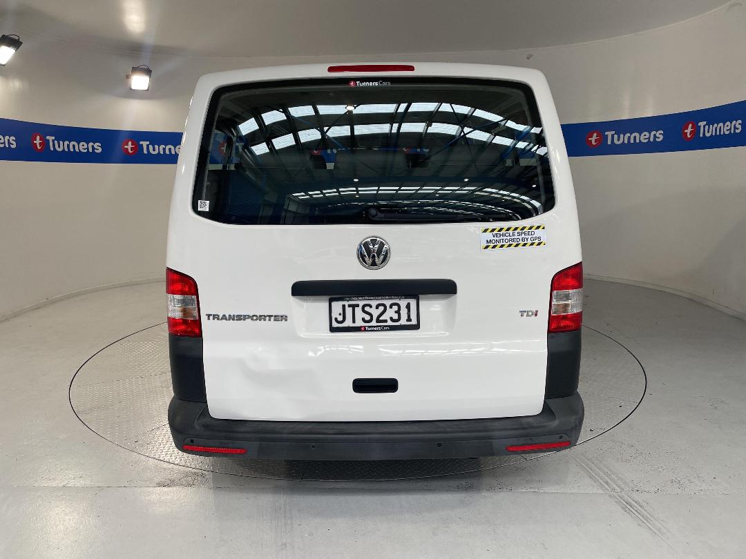 Photo '6' of Volkswagen T5