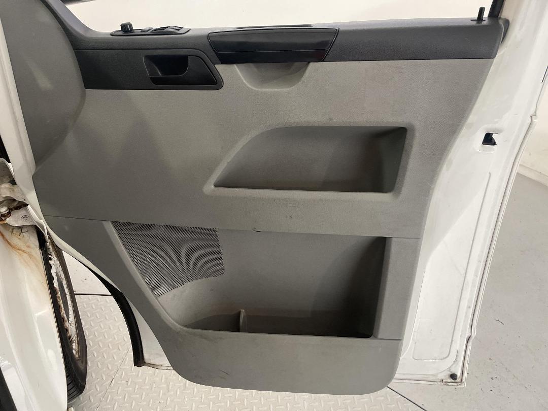 Photo '15' of Volkswagen T5