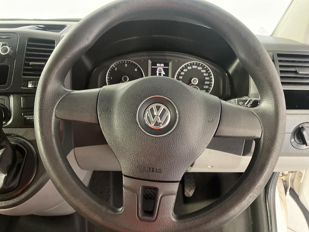 Photo '24' of Volkswagen T5