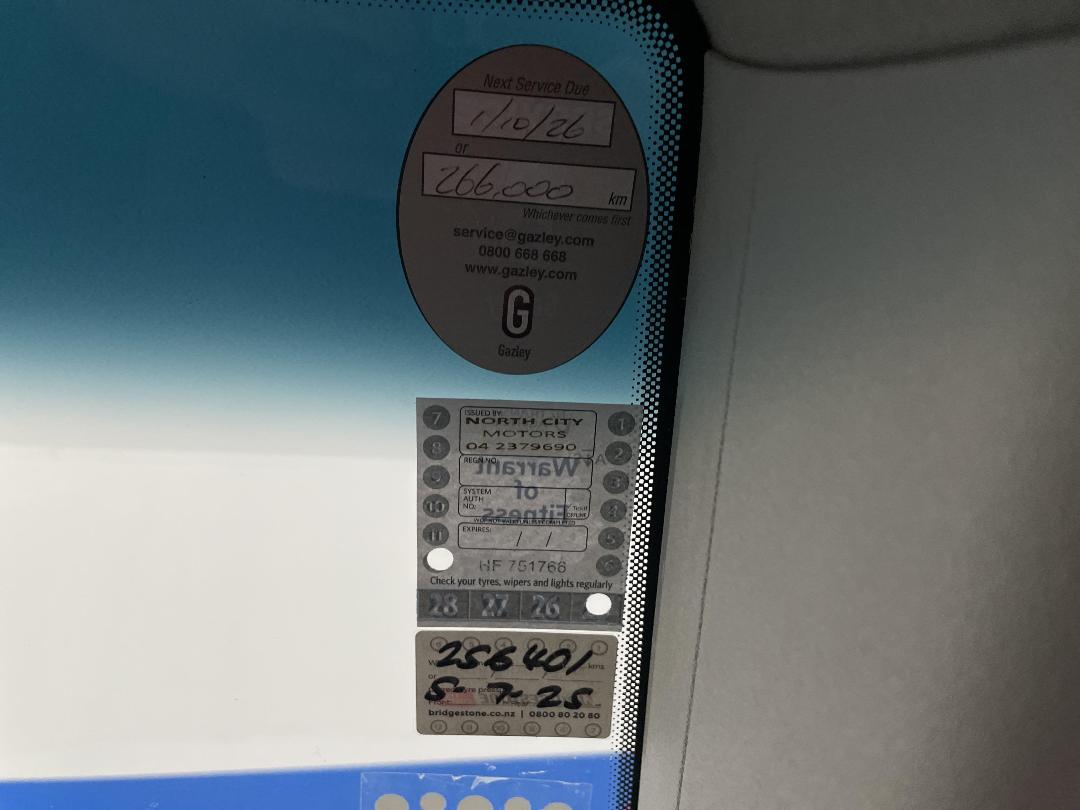 Photo '29' of Volkswagen T5