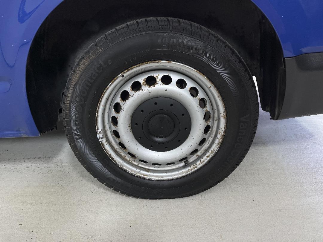 Photo '11' of Volkswagen T5