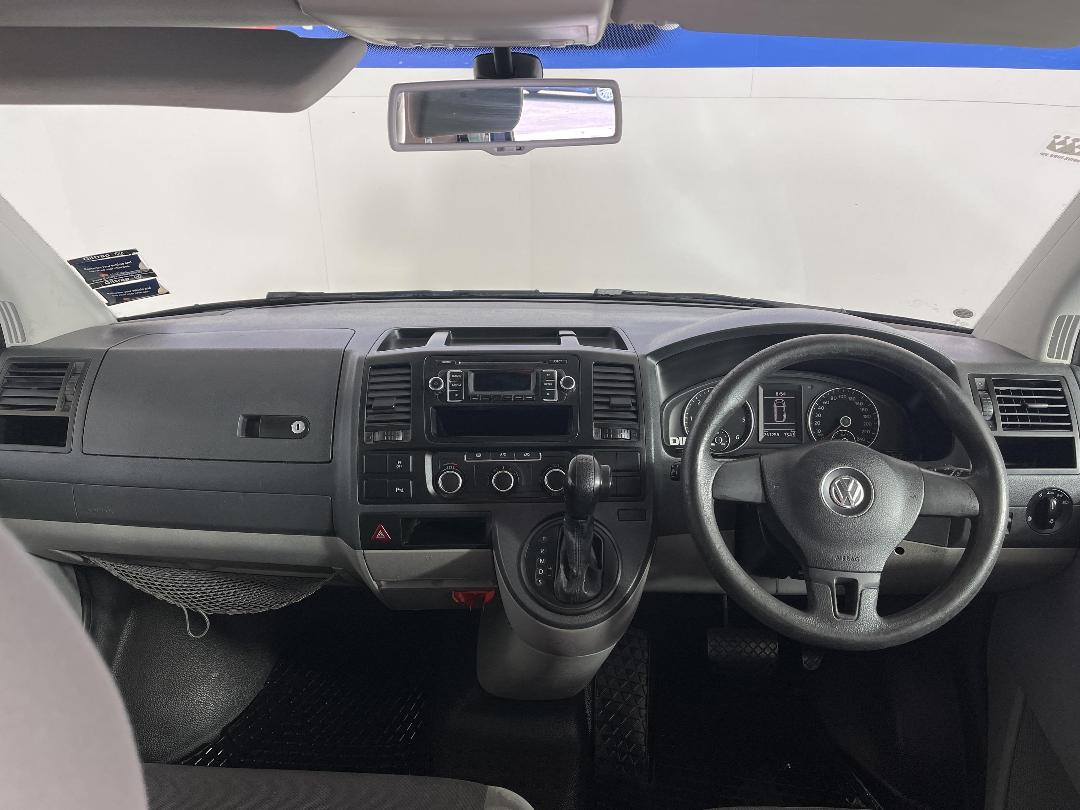 Photo '17' of Volkswagen T5