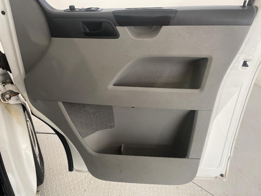 Photo '15' of Volkswagen T5