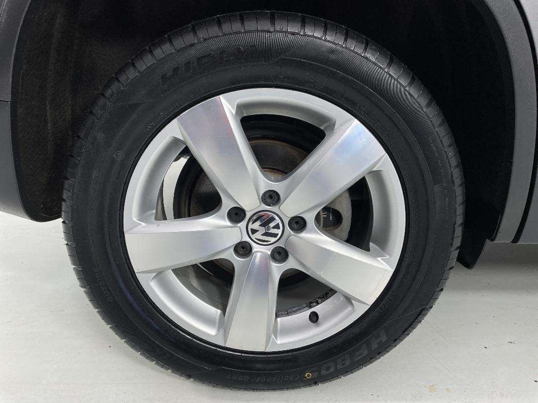 Photo '12' of Volkswagen Tiguan