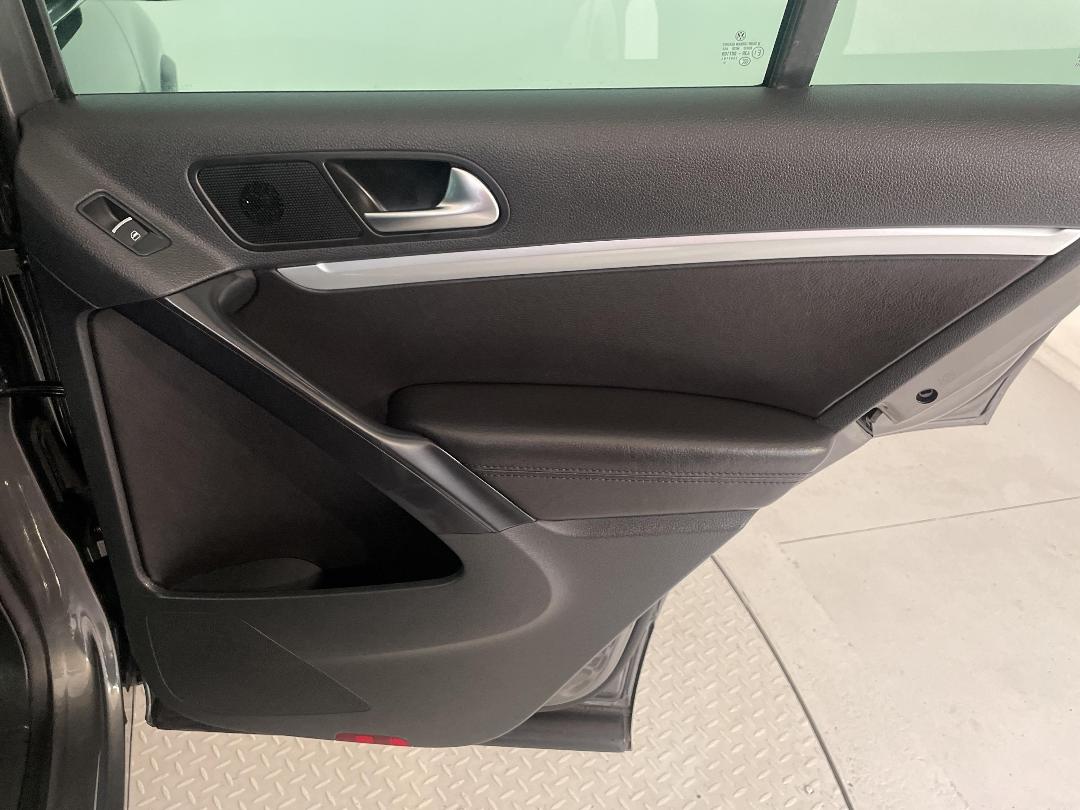 Photo '19' of Volkswagen Tiguan