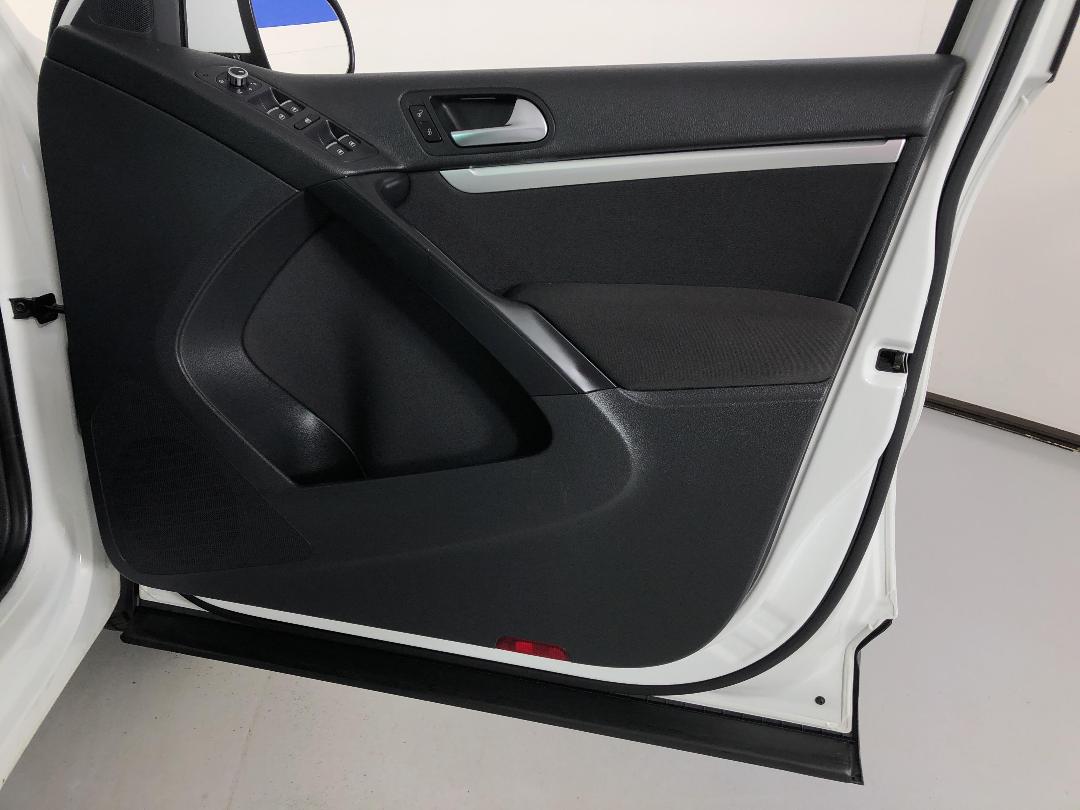 Photo '15' of Volkswagen Tiguan