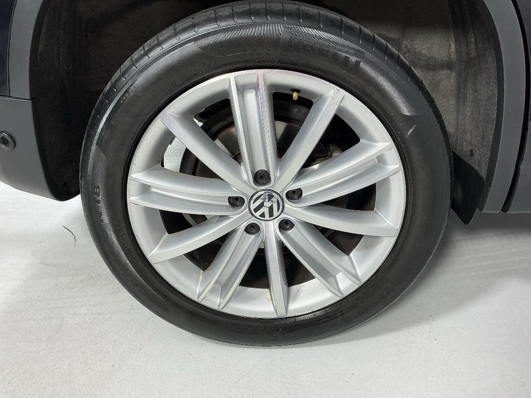 Photo '12' of Volkswagen Tiguan