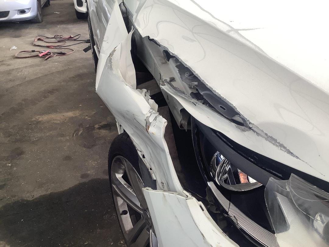 Photo '3' of Volkswagen Tiguan TSI 132KW Photo '3' of Volkswagen Tiguan TSI 132KW