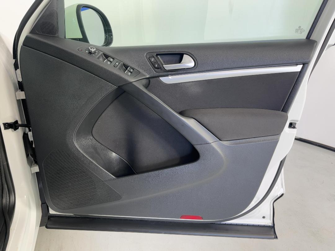 Photo '15' of Volkswagen Tiguan