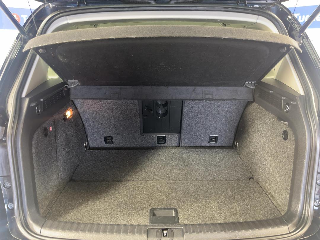 Photo '14' of Volkswagen Tiguan Photo '14' of Volkswagen Tiguan