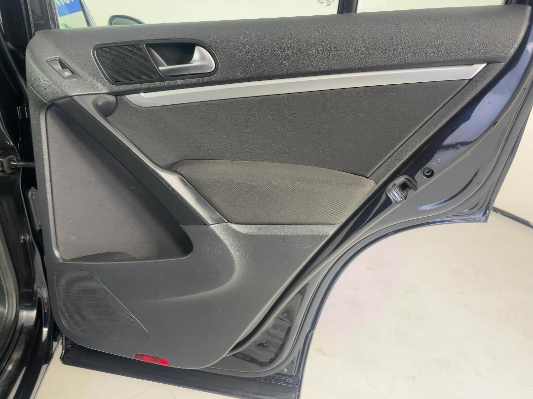 Photo '19' of Volkswagen Tiguan Photo '19' of Volkswagen Tiguan